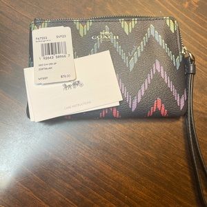 Coach Geo Chevron Corner Zip